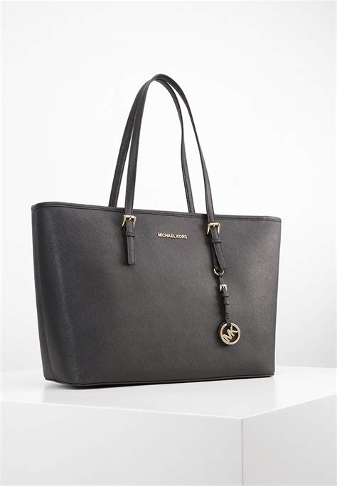 kabelka michael kors jet set